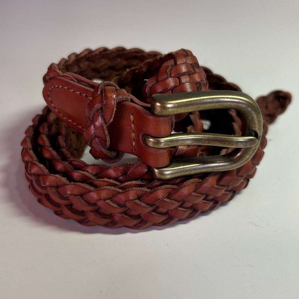 GAP Mens Women’s Brown Leather Woven Braided Belt, Brass Buckle. Size L